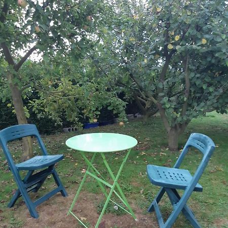 Petit Studio - Chambre Independante Au Calme Landerneau Eksteriør bilde